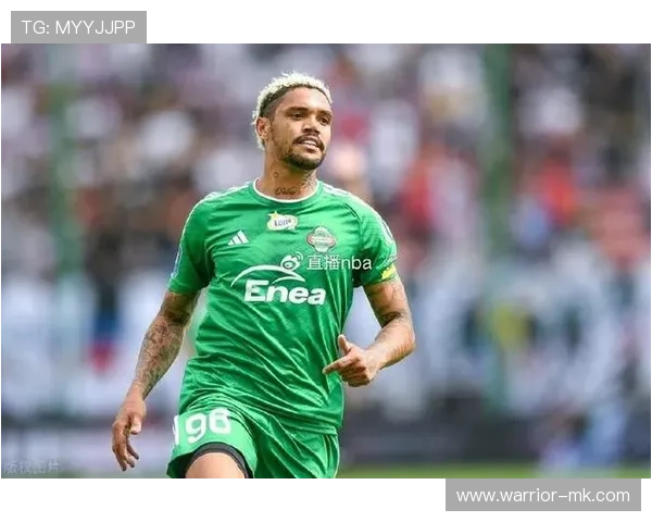 恩里克打造攻势足球新风貌，球队风格焕然一新引关注