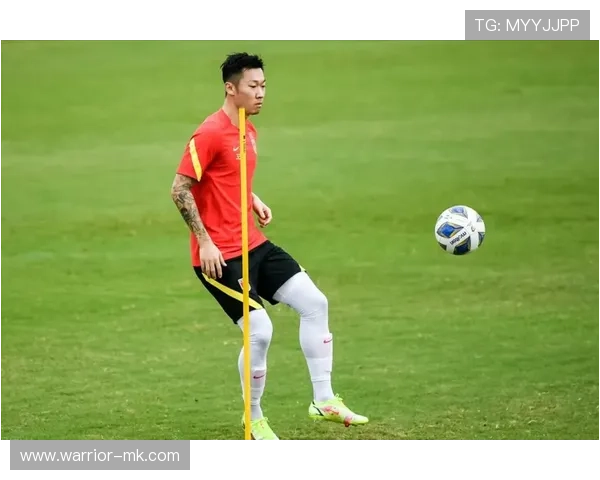 赖斯中场硬度分析揭示球队新战术关键点